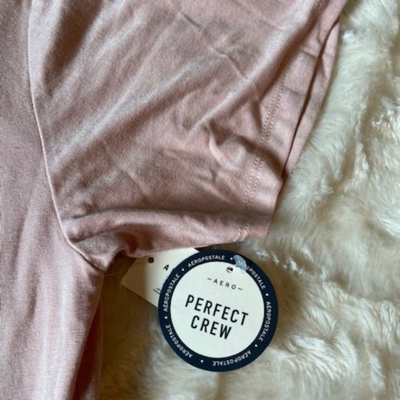 Aero (Aeropostale) T-shirt Size Small NWT - Picture 3 of 8